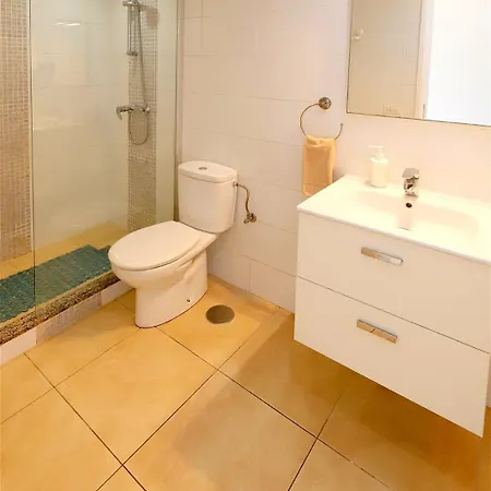 아파트 Buena Pesca 27 *